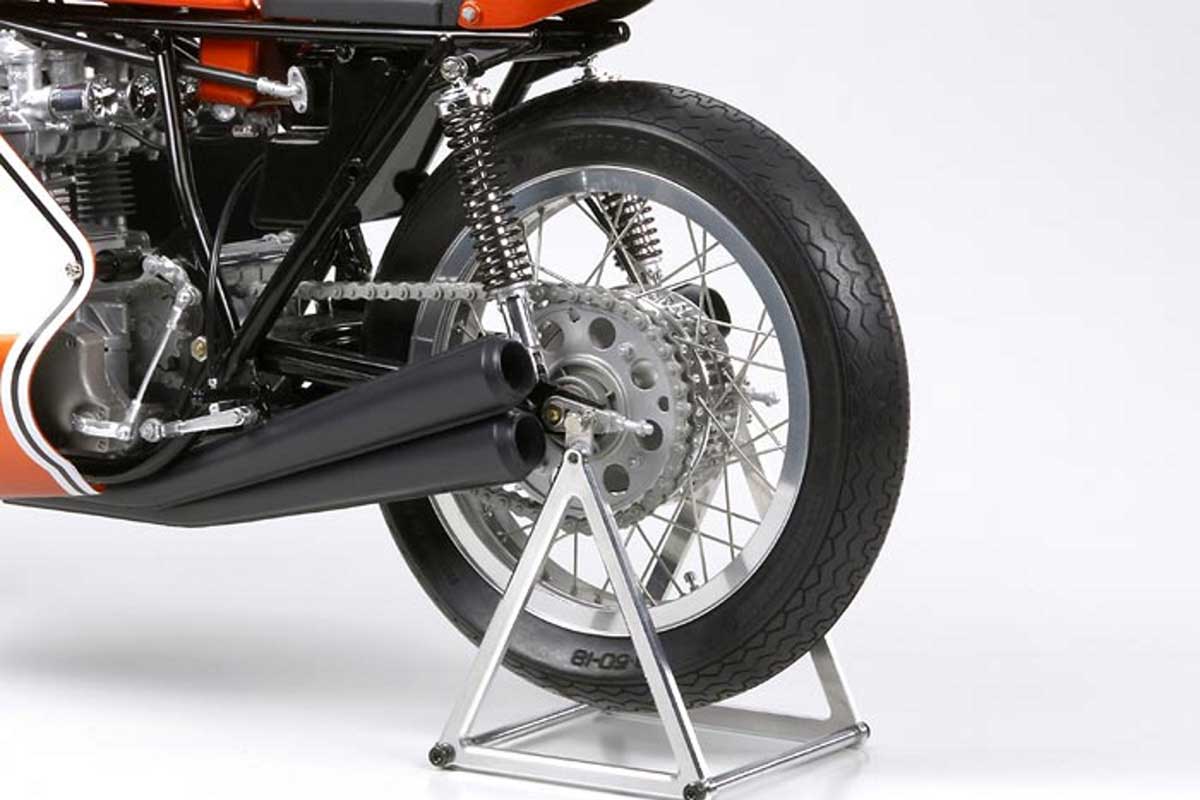 Tamiya CR750 Scale Model