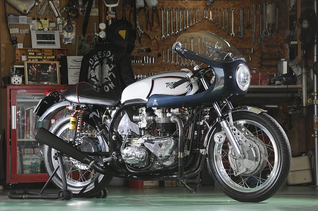 Triton cafe racer