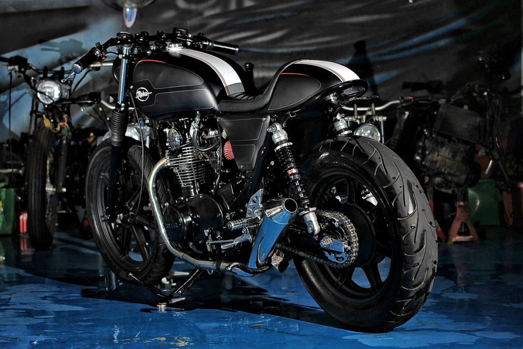 Yamaha XS650 Cafe Racer