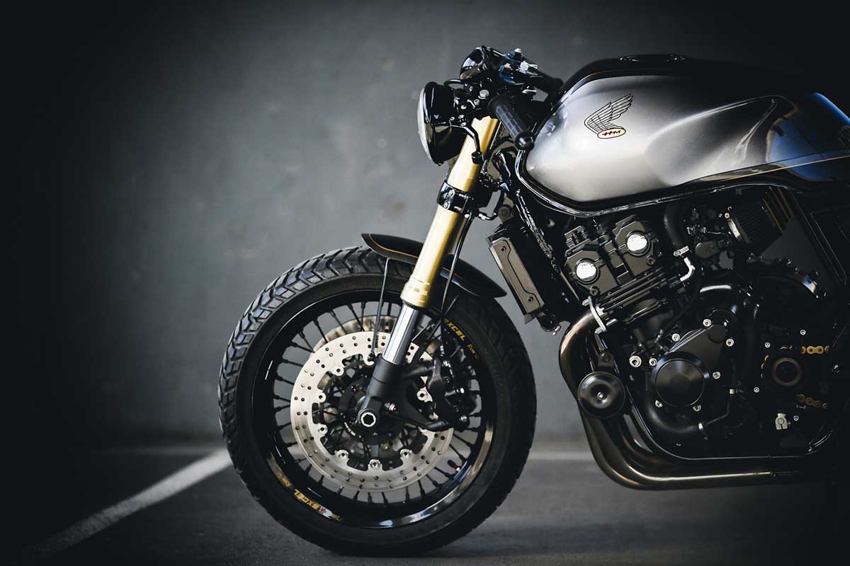 CB400 Honda cafe racer