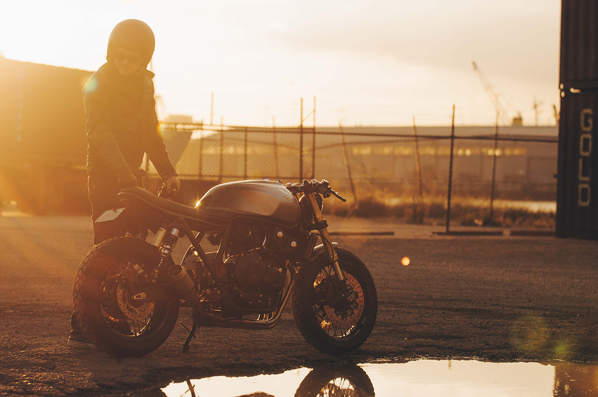 CB400 Honda cafe racer