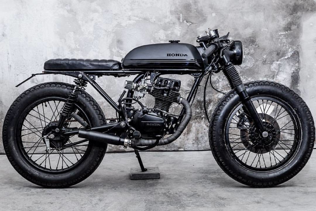 Honda CG125 cafe racer