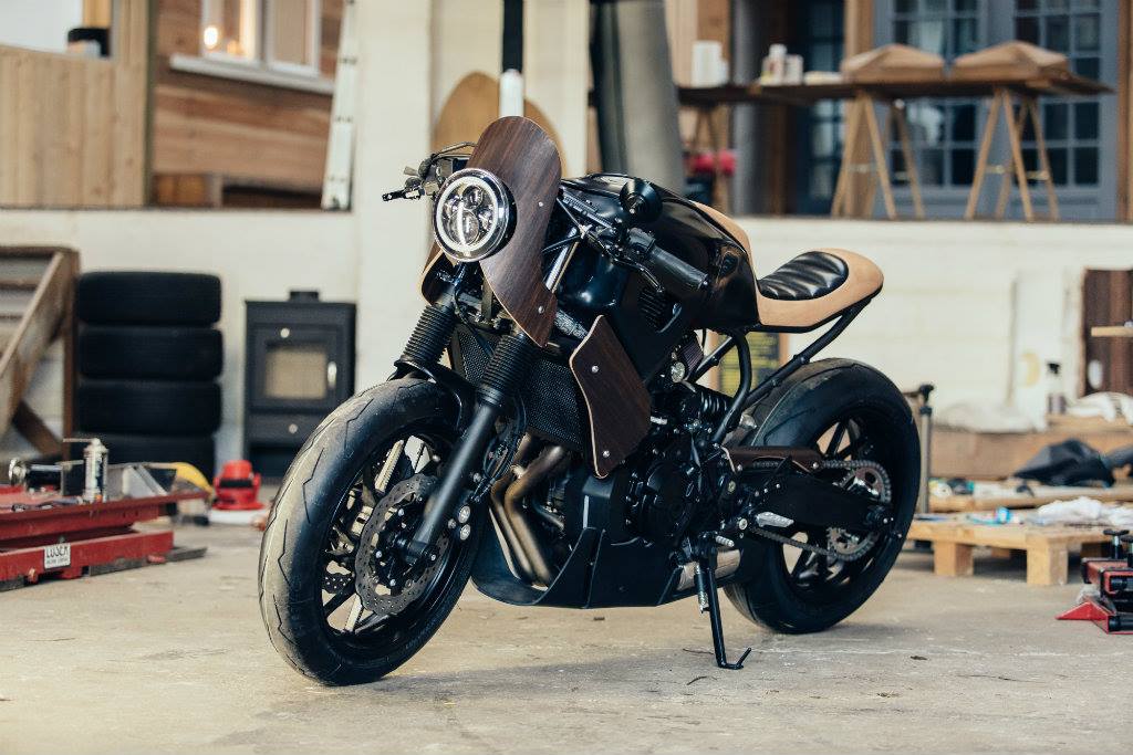 Yamaha XSR700 yardbuilt cafe racer