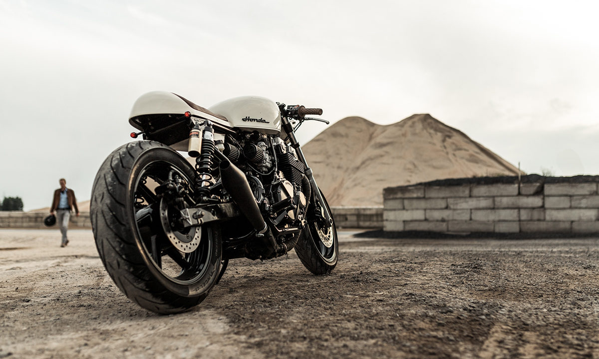 The Flávia: Unik Edition Honda CBX750 - Return of the Cafe Racers