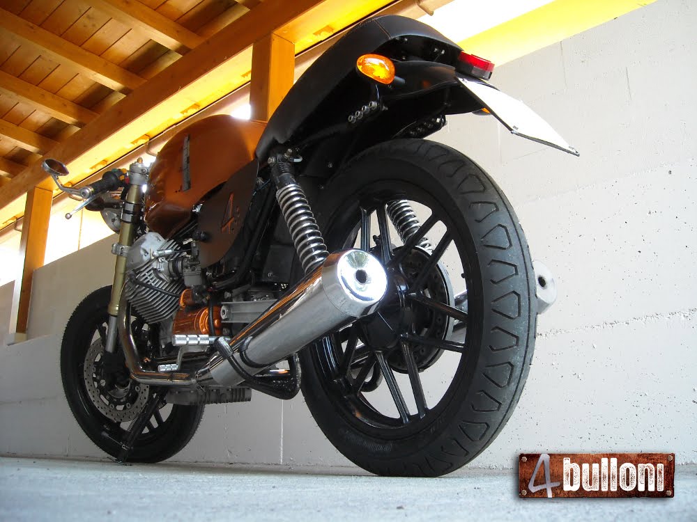 4 bulloni Moto Guzzi Cafe Racer