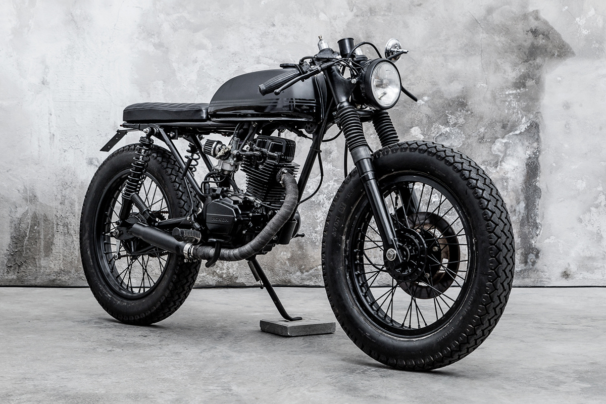 Honda CG125 cafe racer