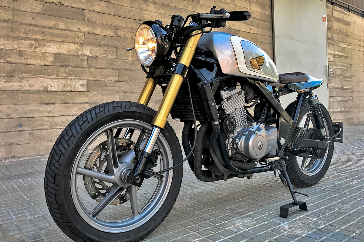 Eighties Overhaul - Free Kustom Cycles CB500 - Return of the Cafe Racers