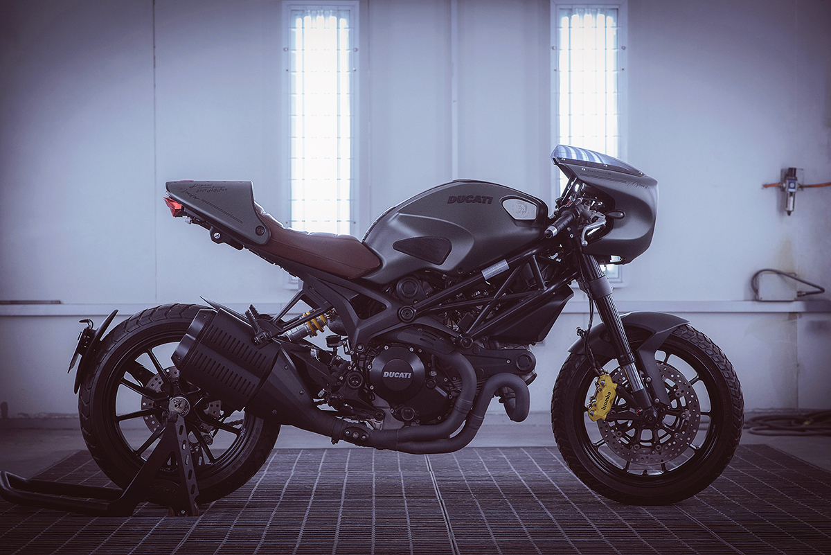 Diesel Cafe Racer - HSP69 Ducati Monster - Return of the Cafe Racers