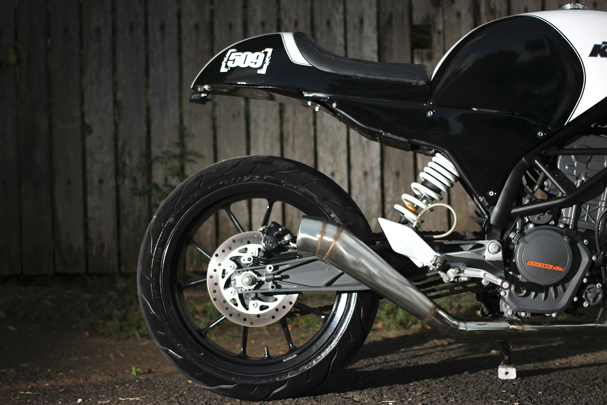 The Duke Of Jakarta - Studio Motor Ktm Cafe Racer - Return Of The Cafe  Racers