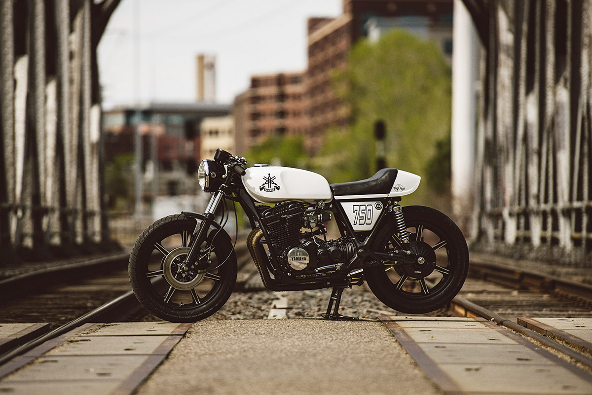 Yamaha XS750 cafe racer