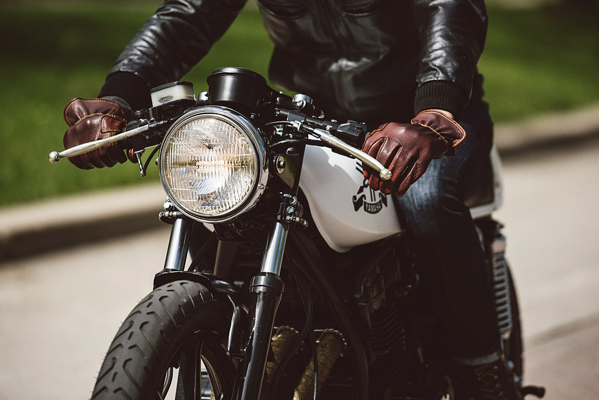 Yamaha XS750 cafe racer