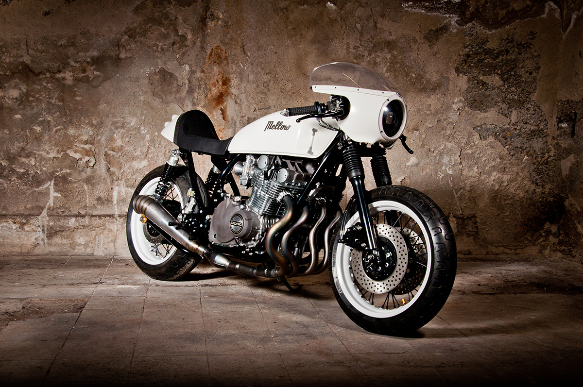 Built for Speed - Suzuki GS1000 Cafe Racer - Return of the Cafe Racers