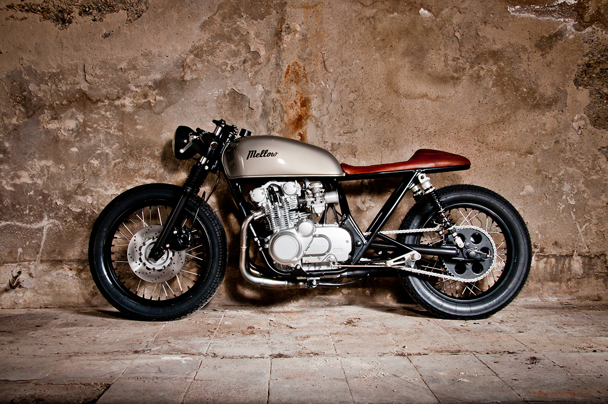 Suzuki gs550 Cafe Racer