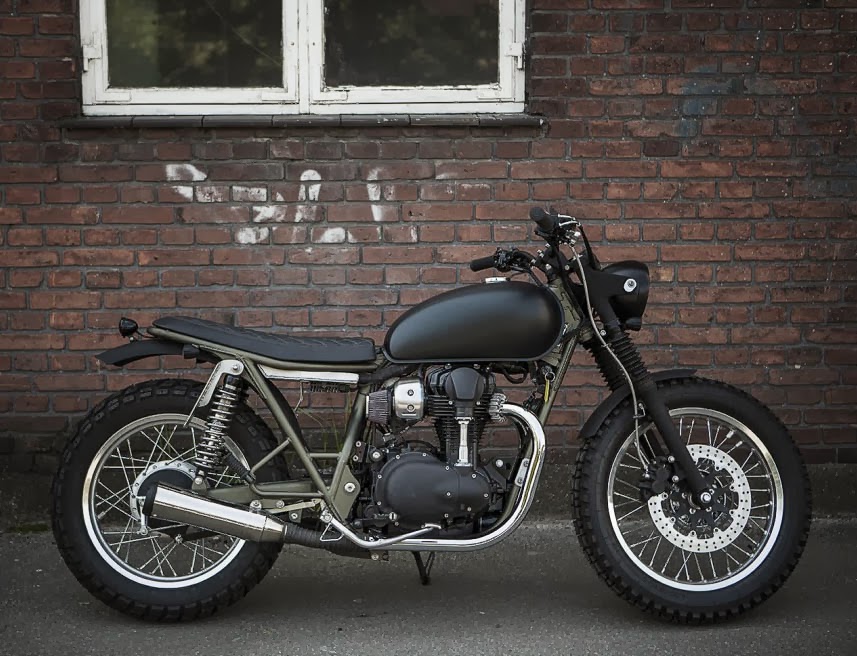 Wrenchmonkees Kawasaki W800 custom Return of the Cafe Racers