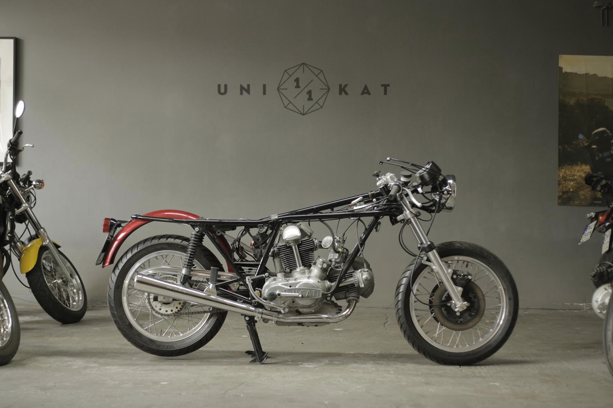 Ducati 750ss replica