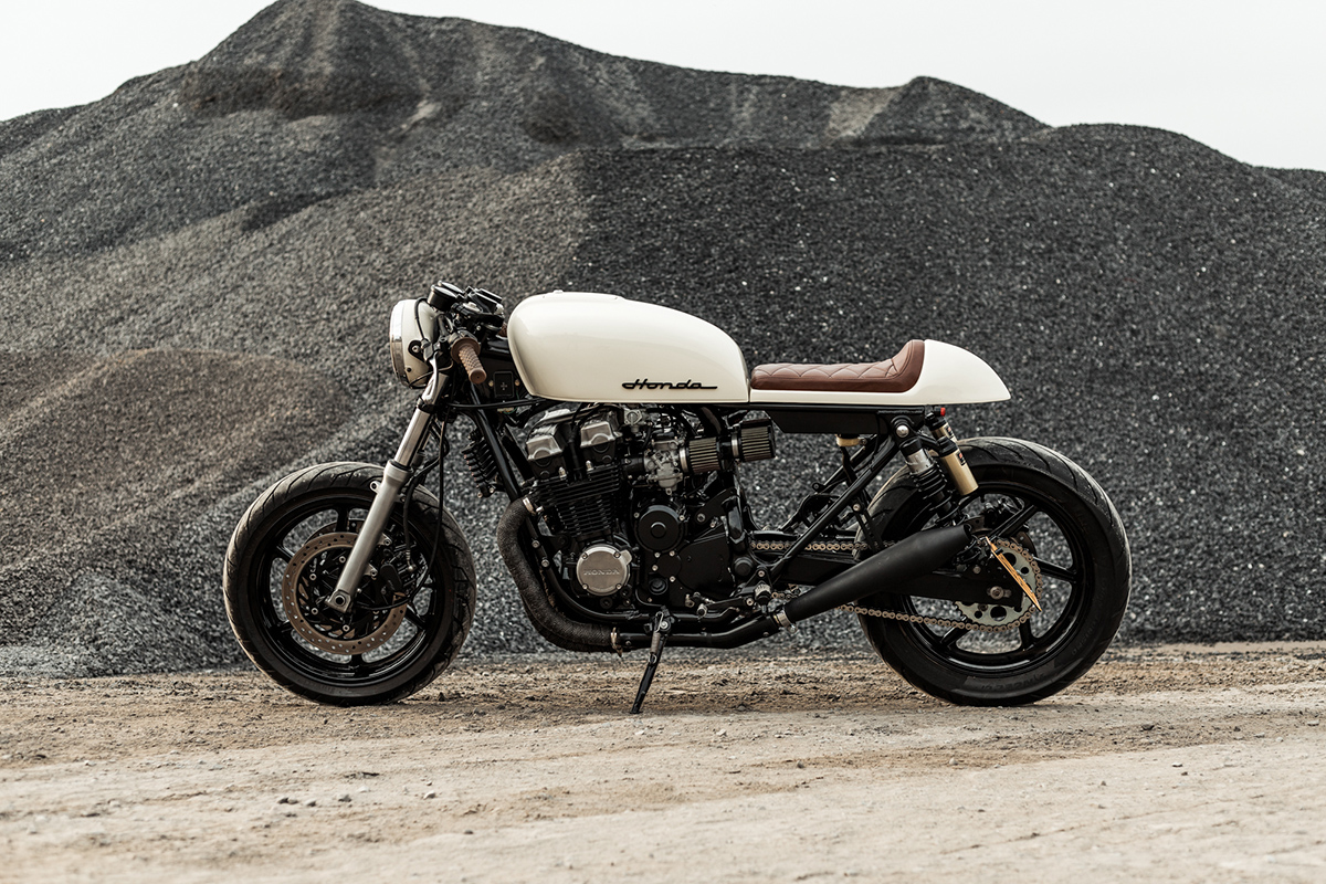 The Flávia: Unik Edition Honda CBX750 - Return of the Cafe Racers