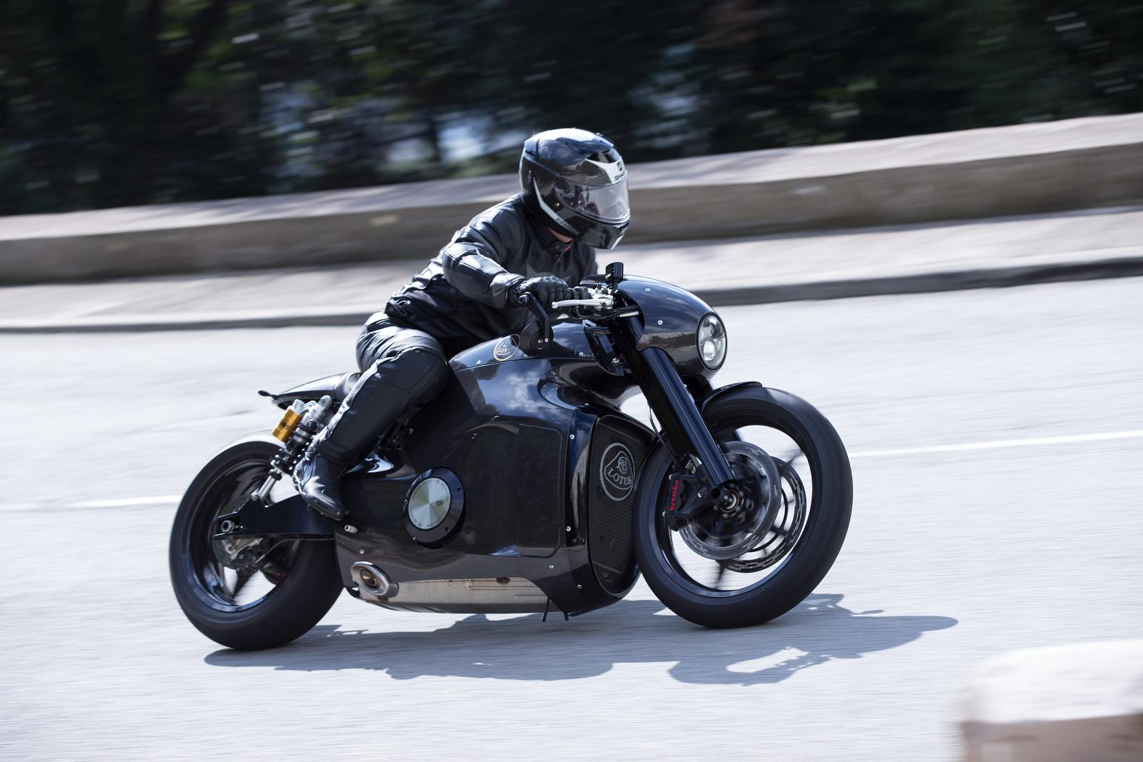 Lotus Motorcycles C 01 Return Of The Cafe Racers Lotus Motorcycles C 01 Return Of The Cafe Racers