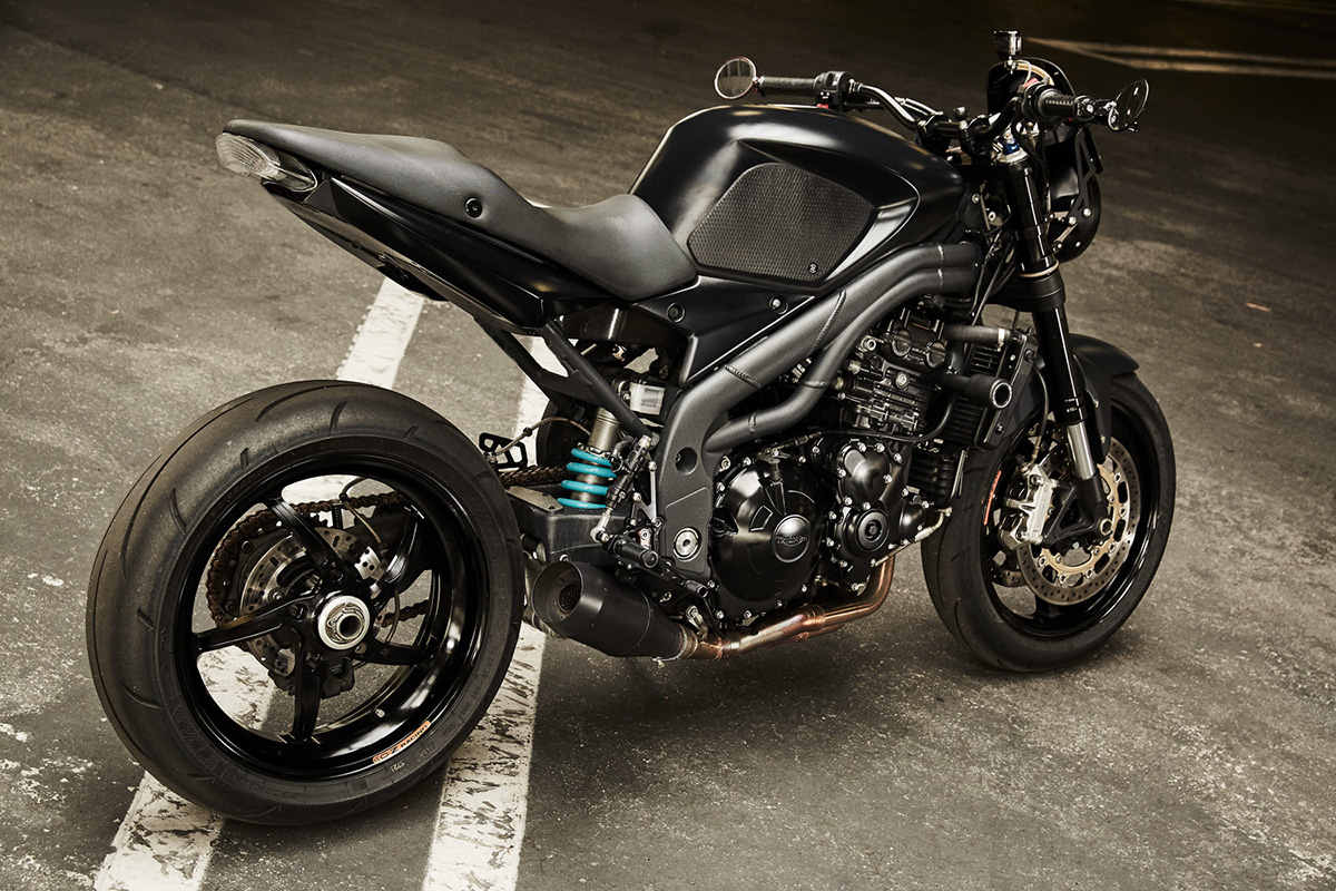 Speed Triple custom cafe racer