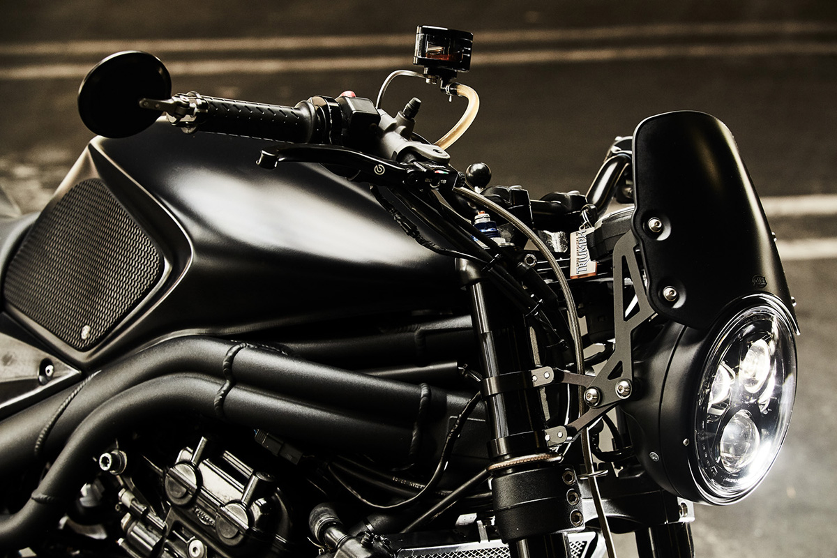 New Order Custom Triumph Speed Triple Return of the Cafe Racers