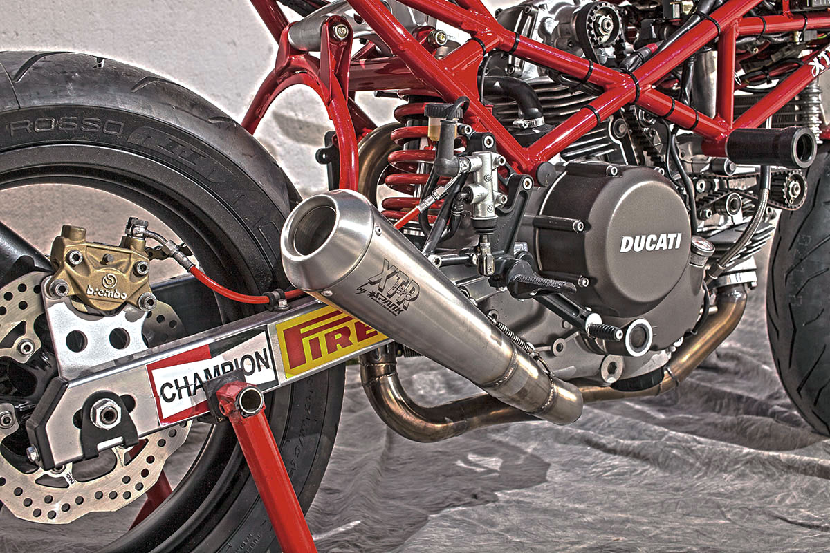 Ducati Monster 750 XTR Pepo