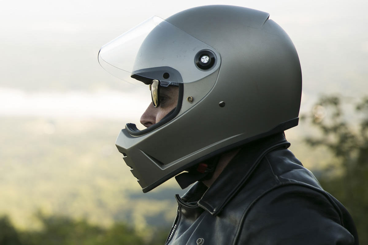 Biltwell Lanesplitter helmet