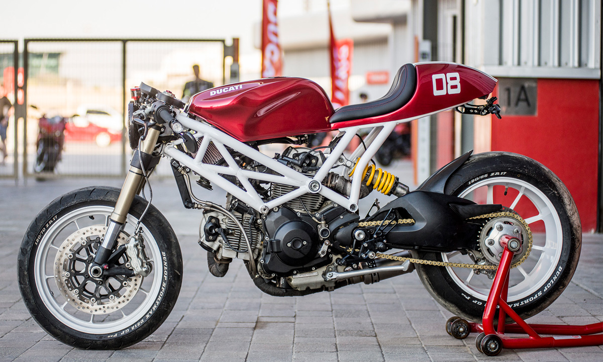 Ducati Monster 1100 cafe racer