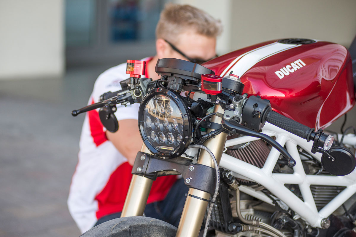 Ducati Monster 1100 cafe racer