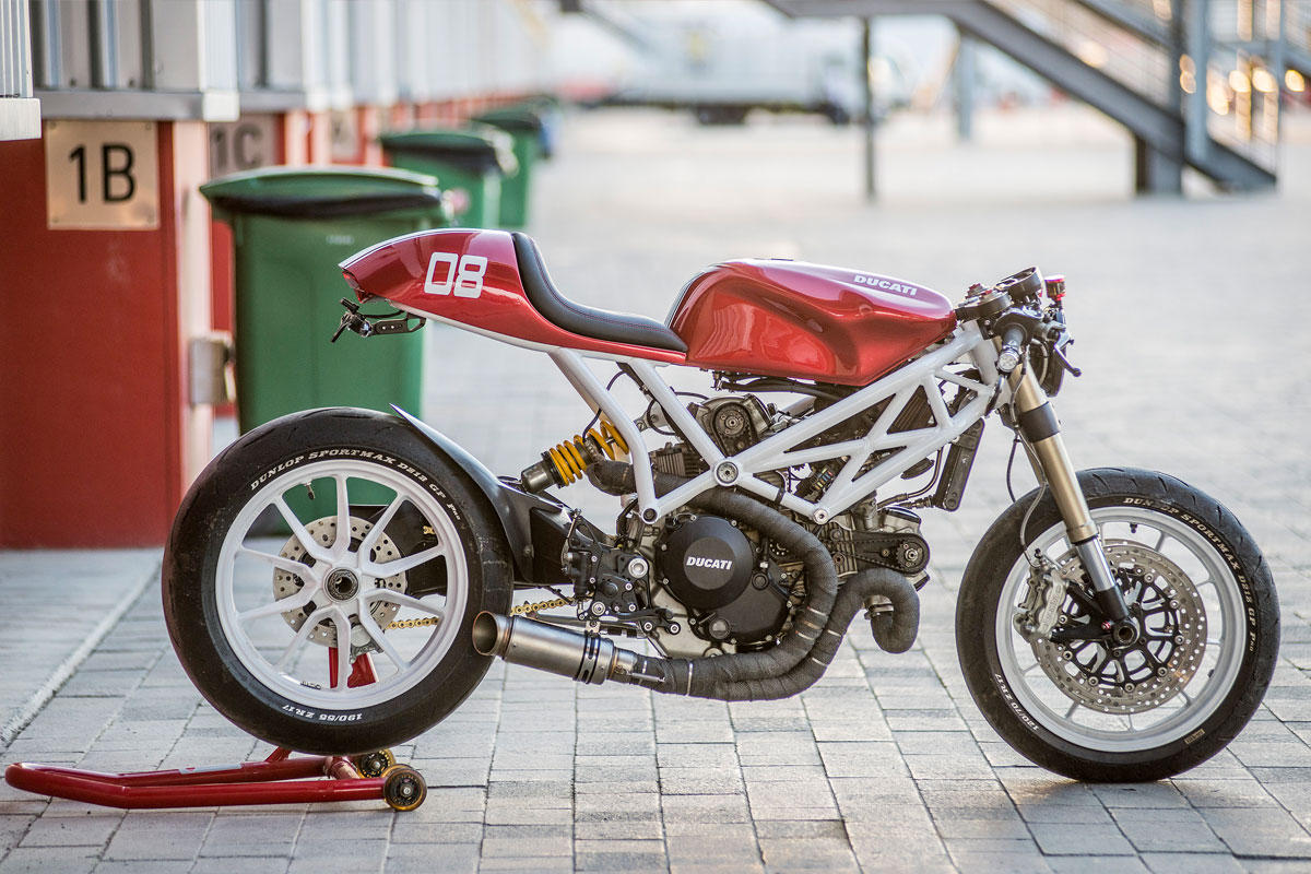 Ducati Monster 1100 cafe racer