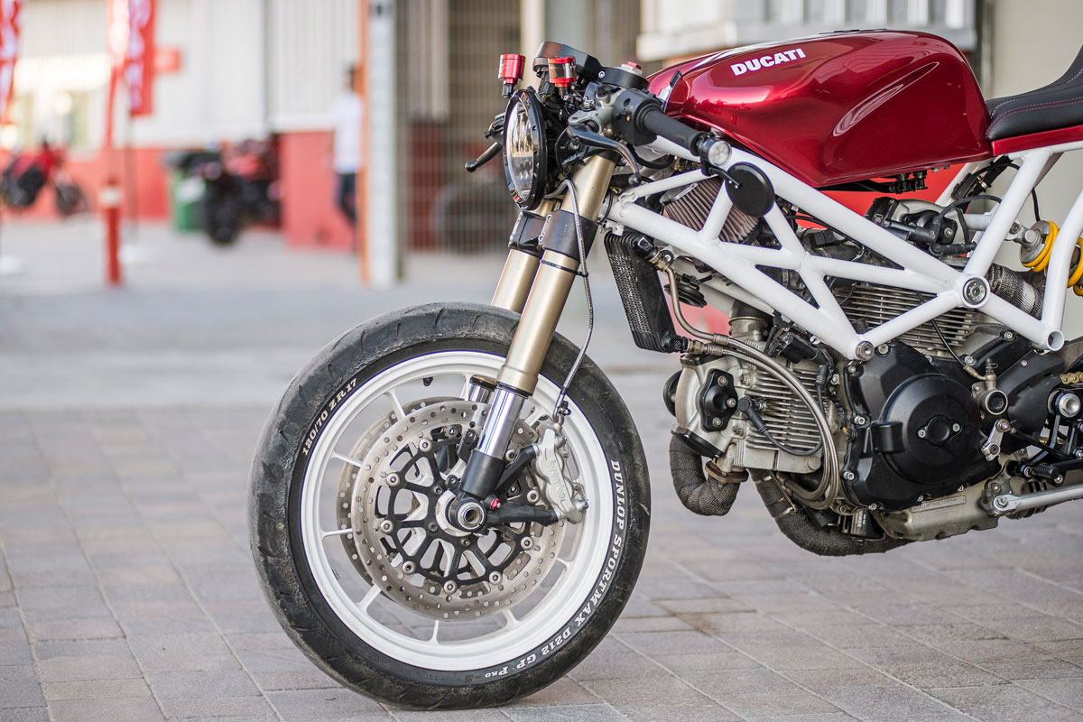 Ducati Monster 1100 cafe racer