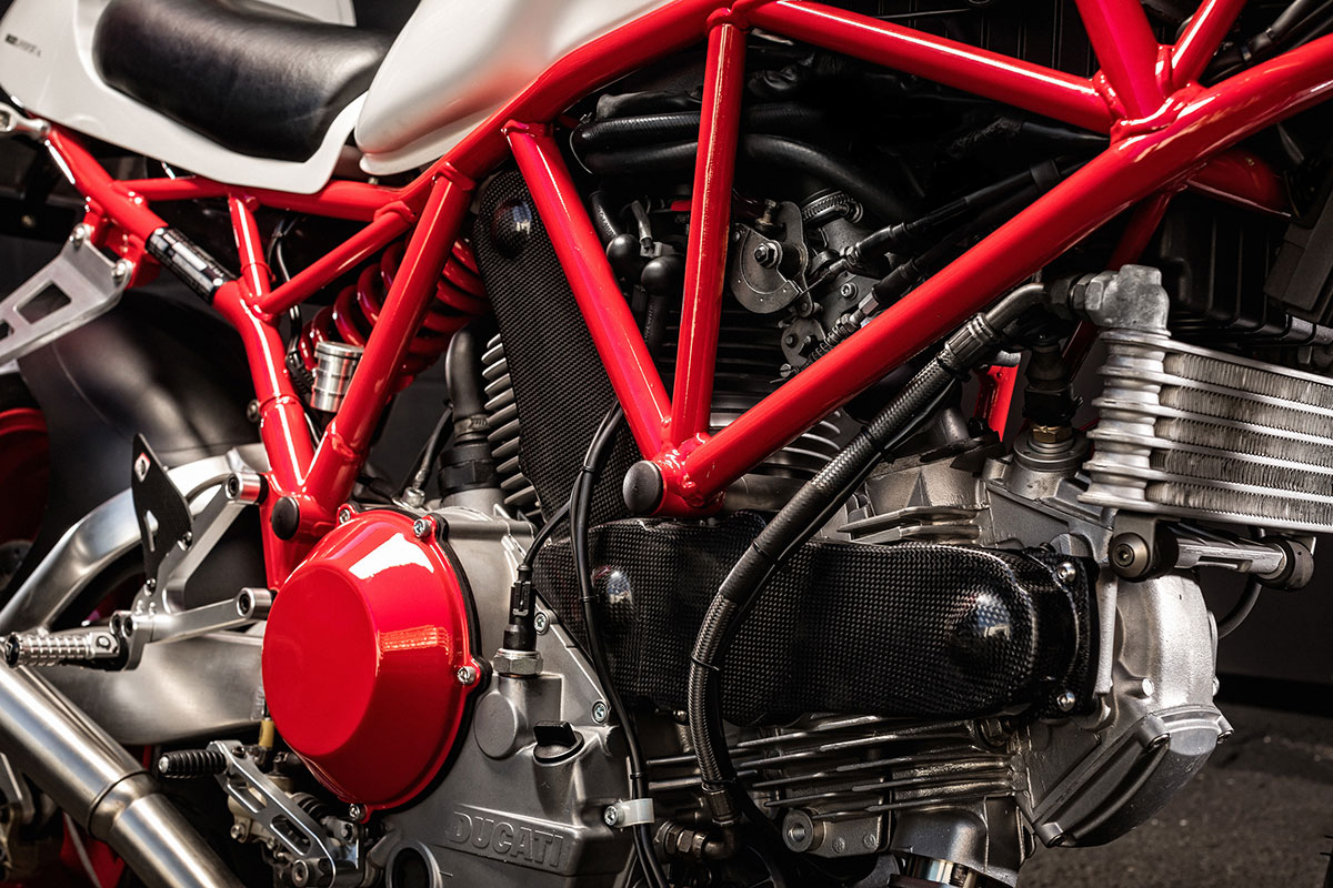 Ellaspede Ducati 900ss cafe racer