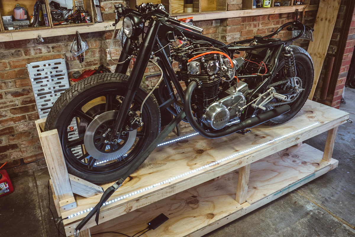 Workshop Series Diy Motorcycle Stand Return Of The Cafe Racers