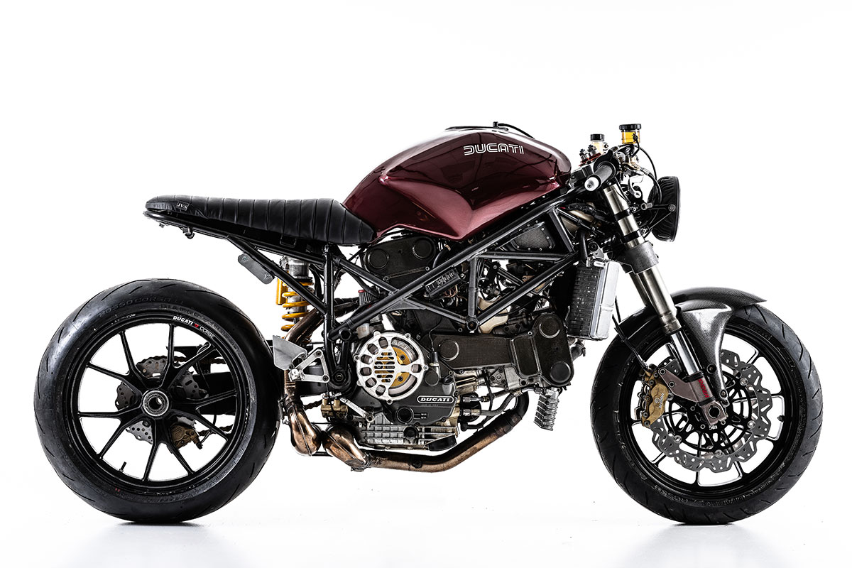 Barnbuilt Ducati 916 cafe racer