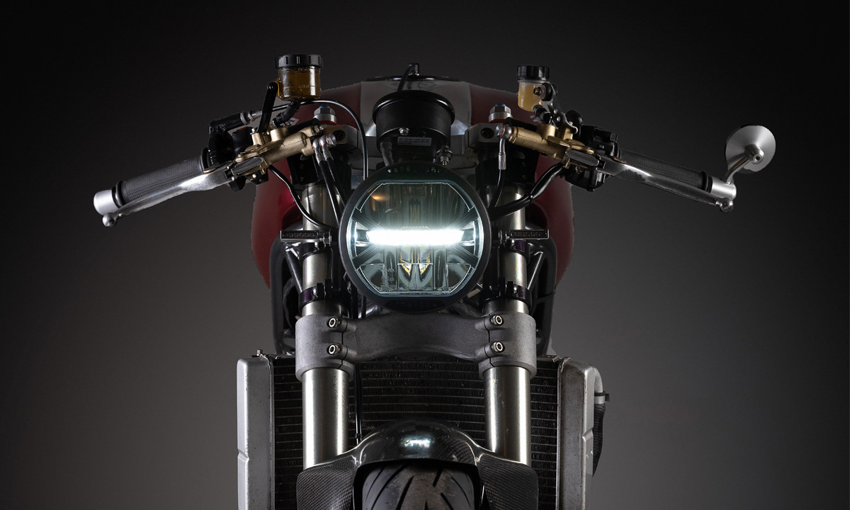 Barnbuilt Ducati 916 cafe racer