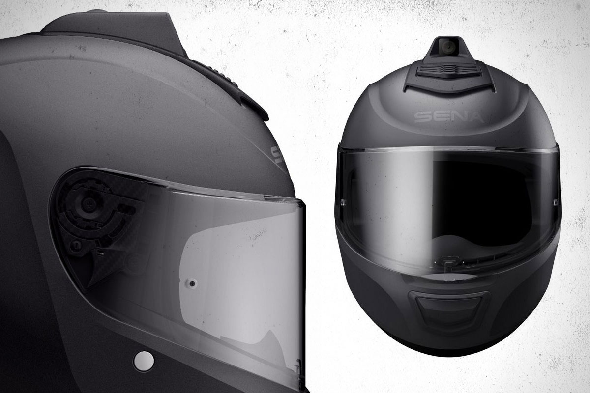 Sena Momentum camera helmet