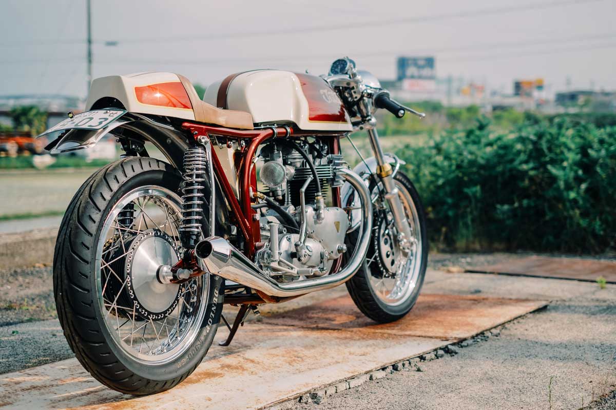 Berrybads triton cafe racer