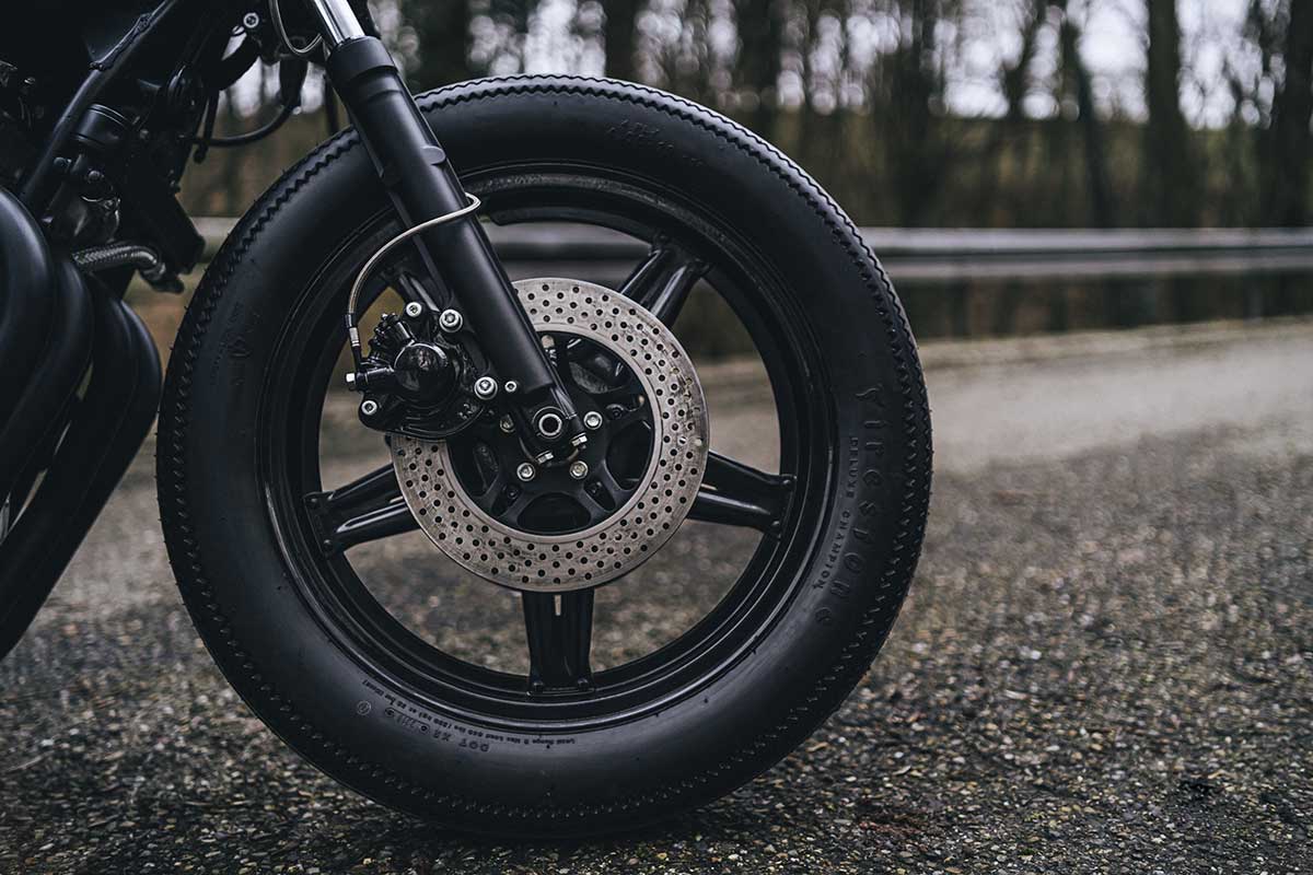 Camber CB900 cafe racer