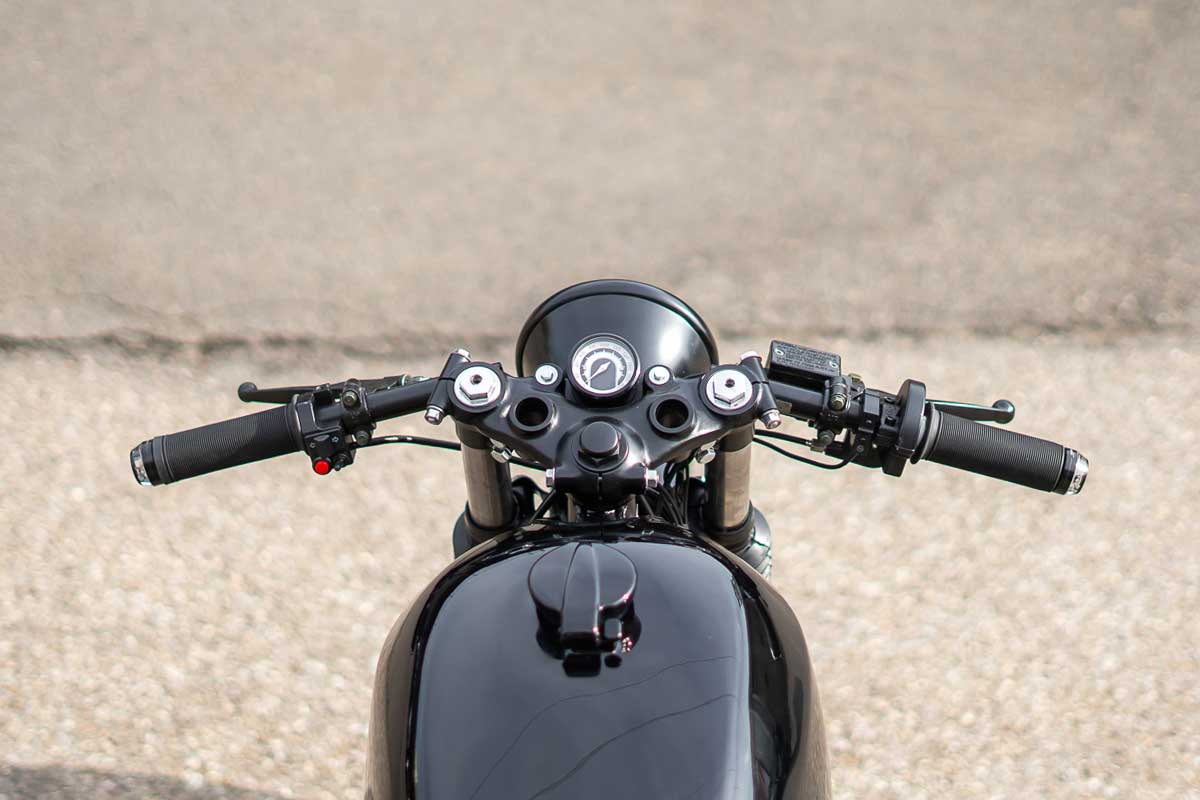 Crooked CB450 cafe racer