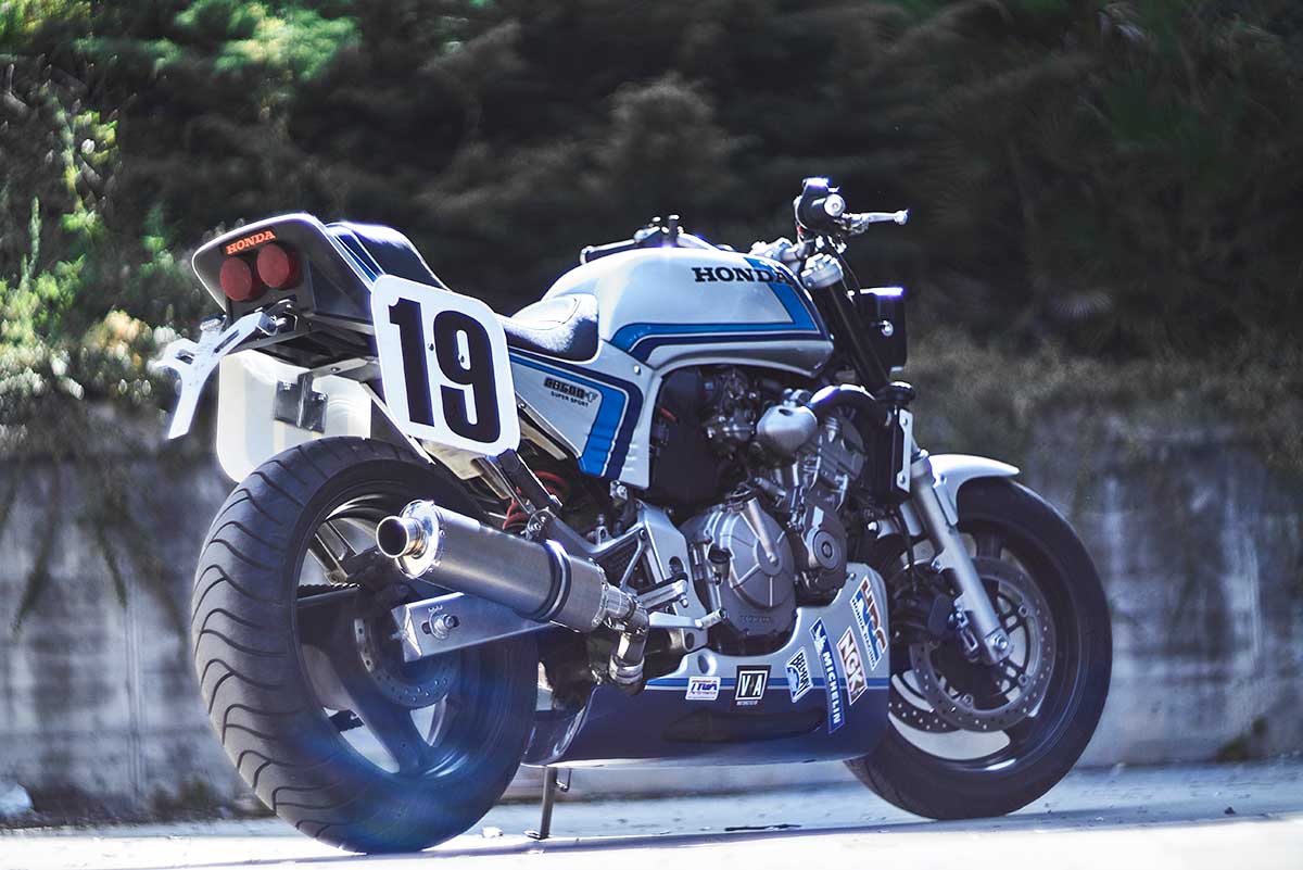 vintage addiction honda hornet 600