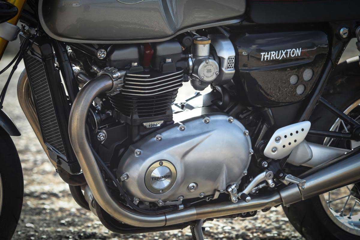 Triumph Thruxton R Review