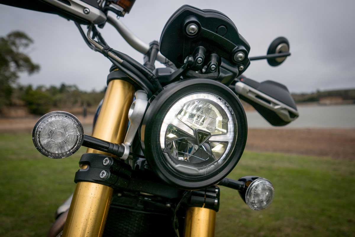 Triumph Scrambler features