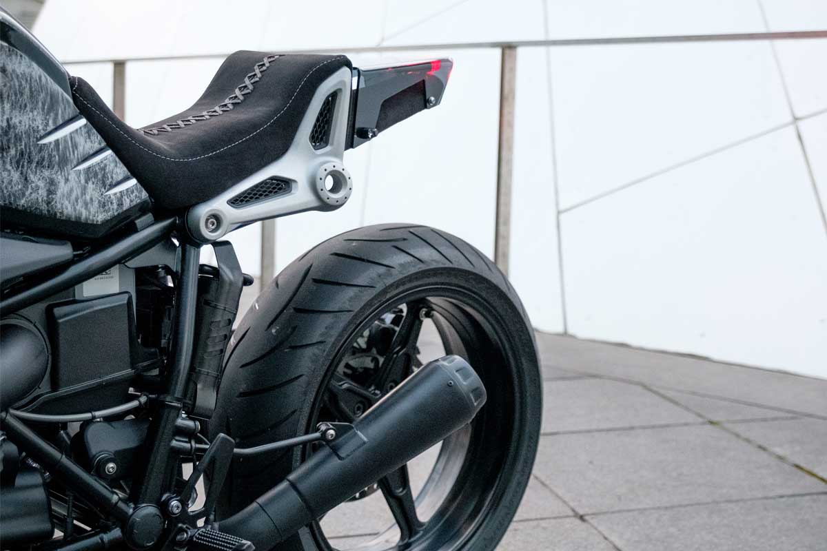 custom BMW R Nine T