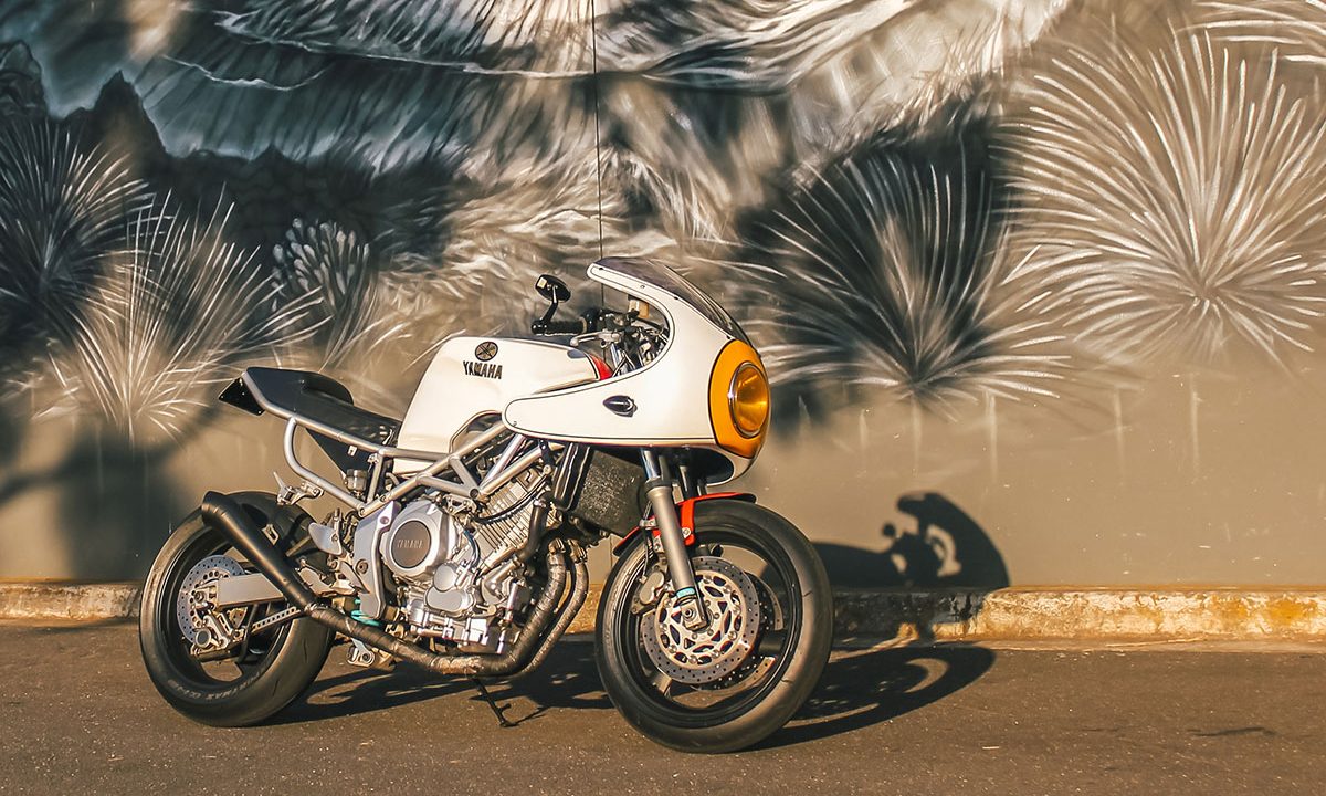 Yamaha TRX880 cafe racer