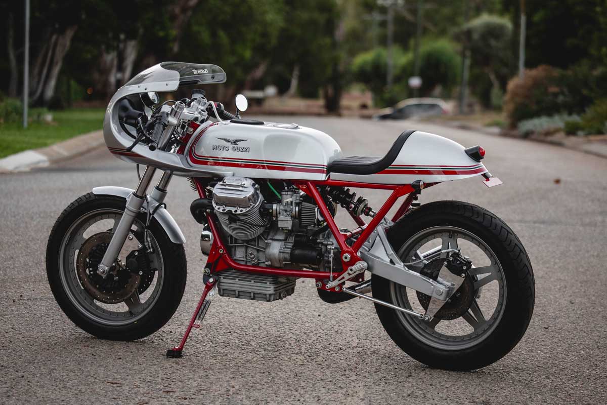 Moto Guzzi V7 Cafe Racer