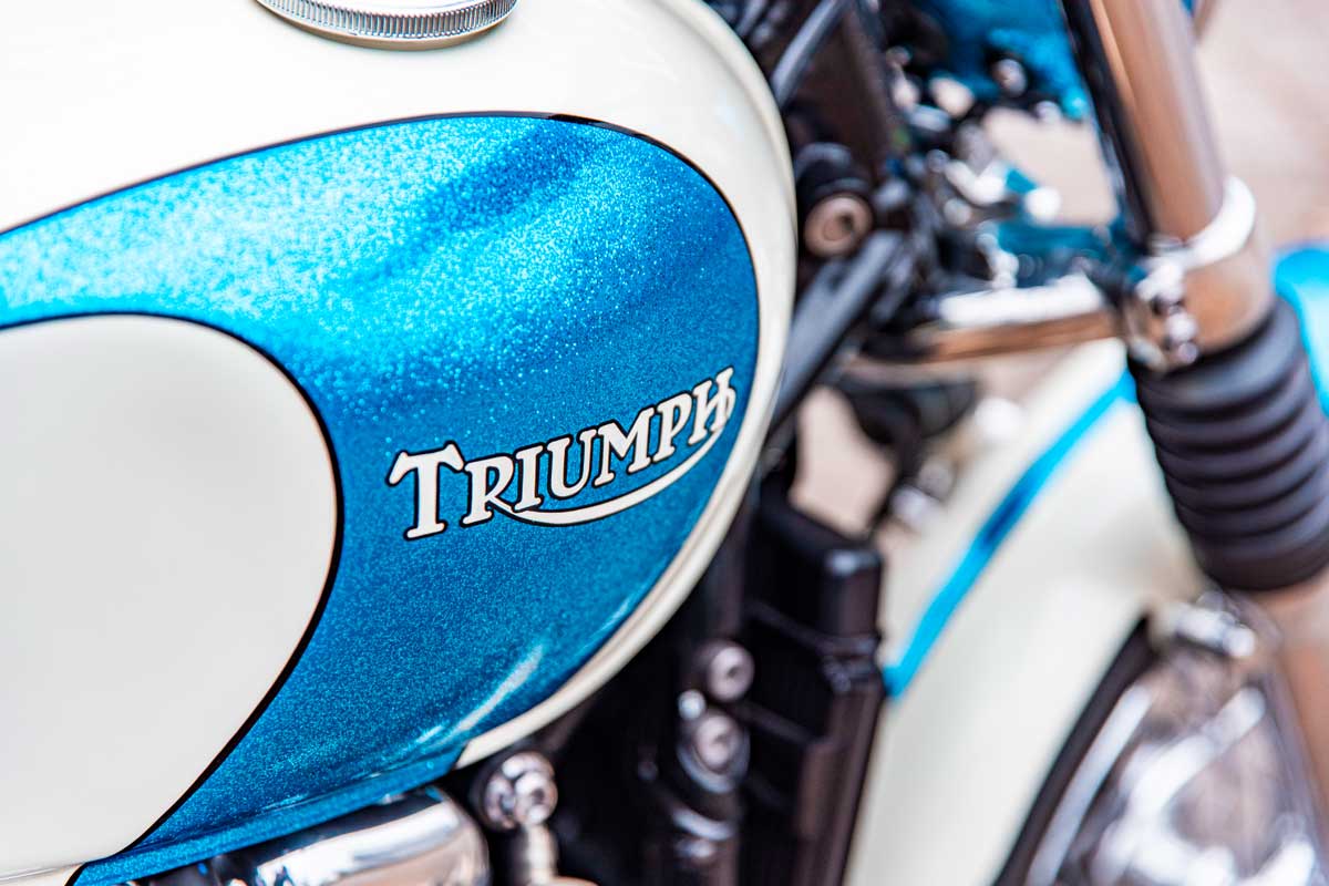 Revival Cycles Triumph Bobber