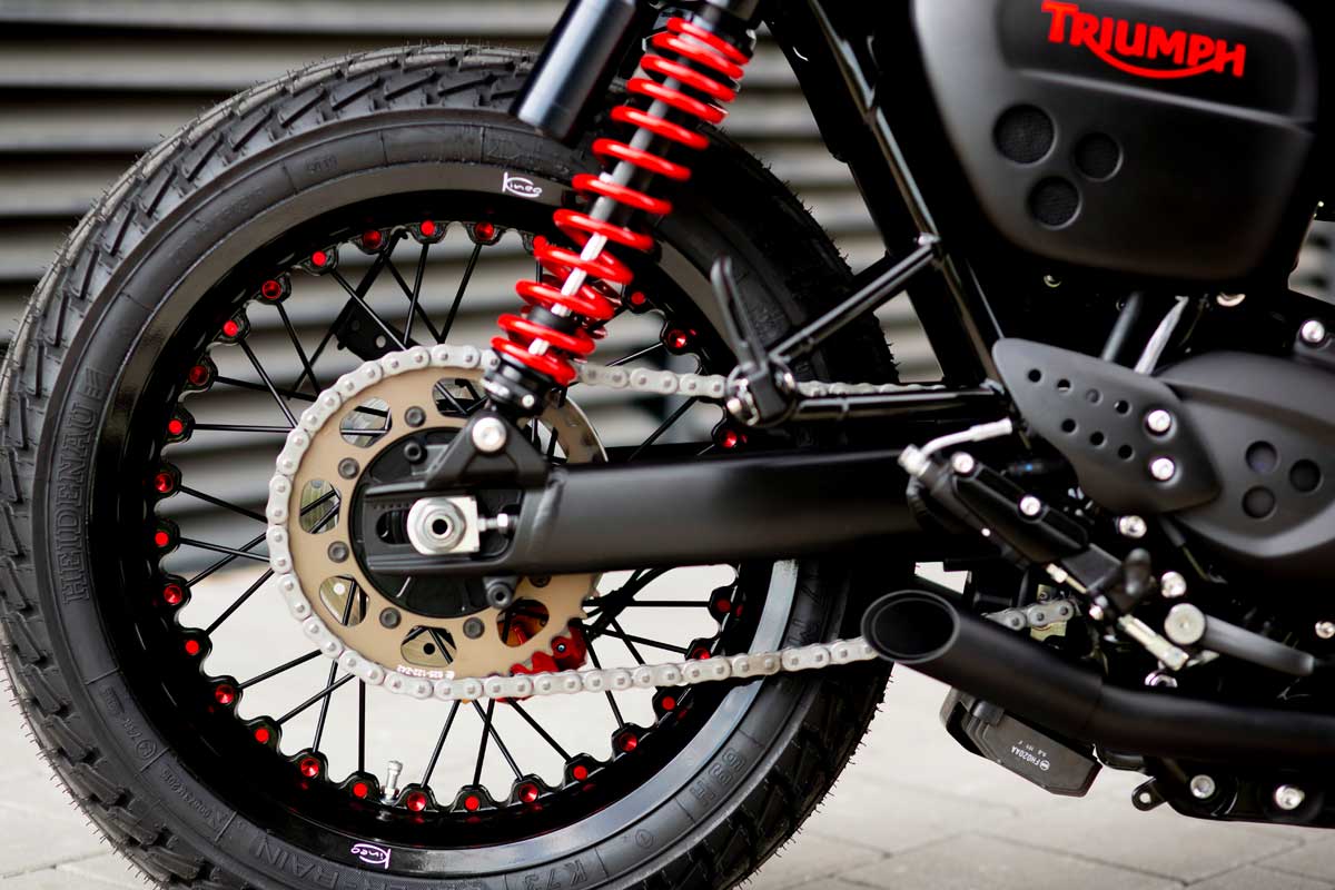 Unikat Triumph RS
