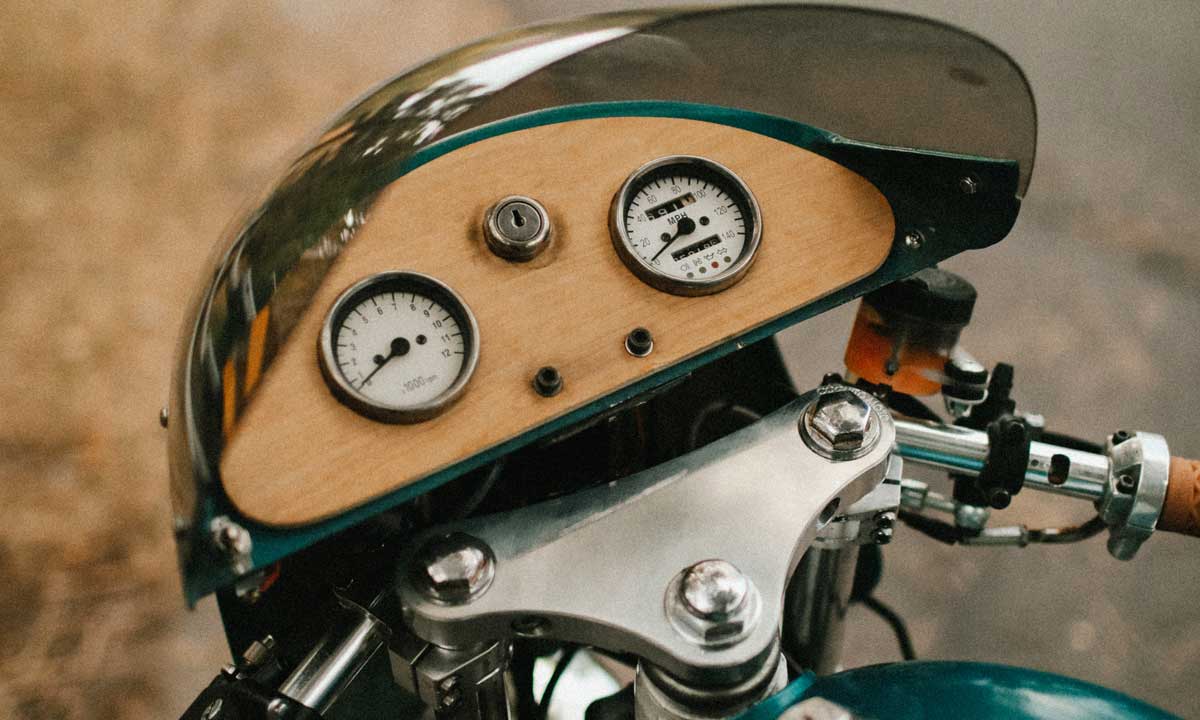 Cafe Racer dials