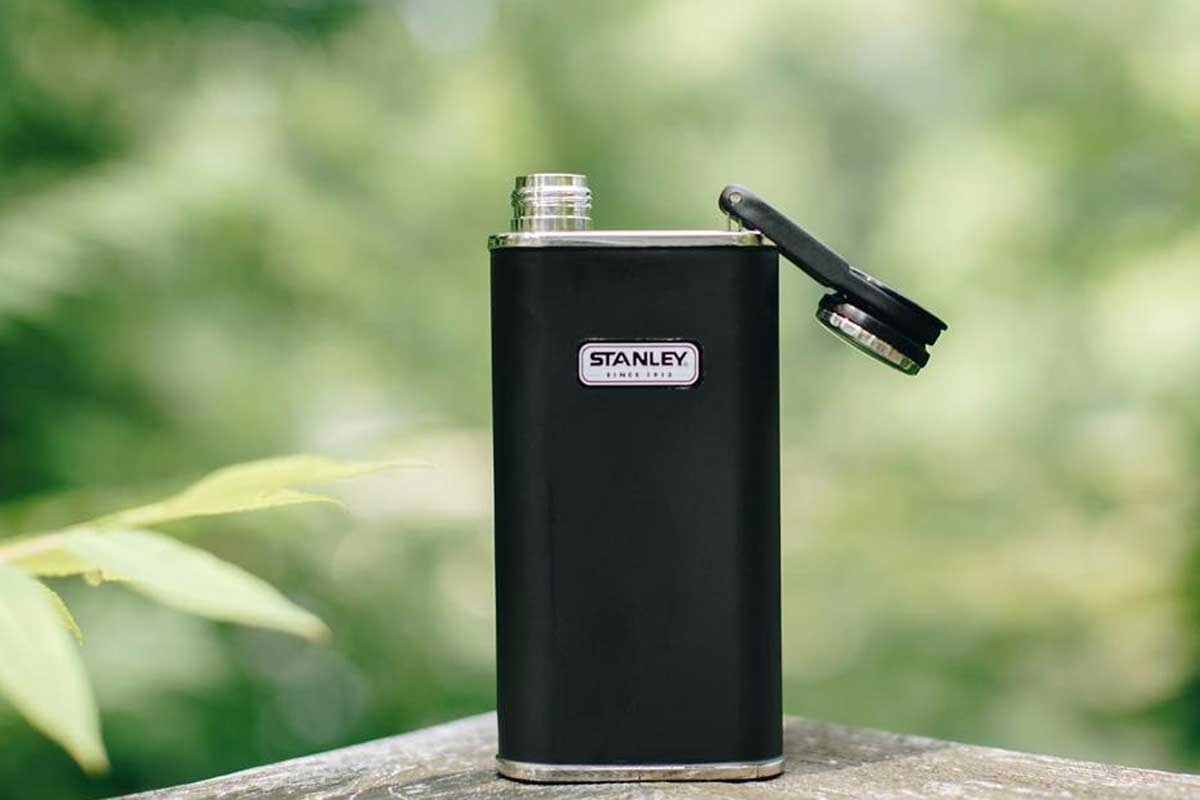Stanley classic flask