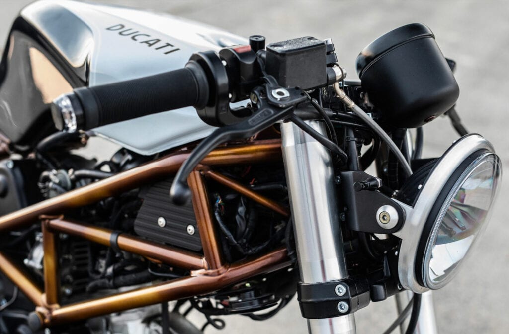 Ducati Duo – Kameleo Design Monster 600s