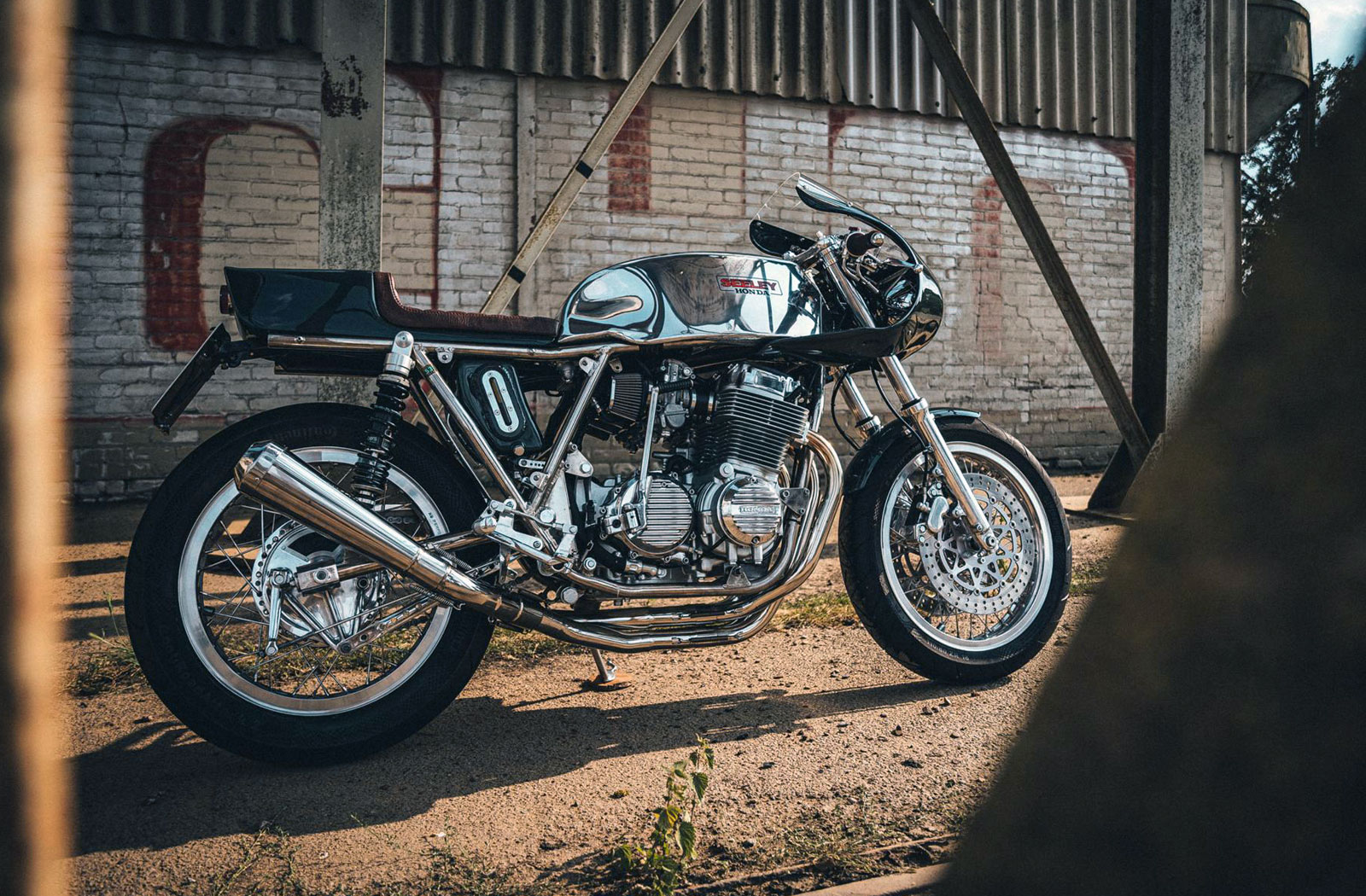Seeley CB750 by cafe racer forum de