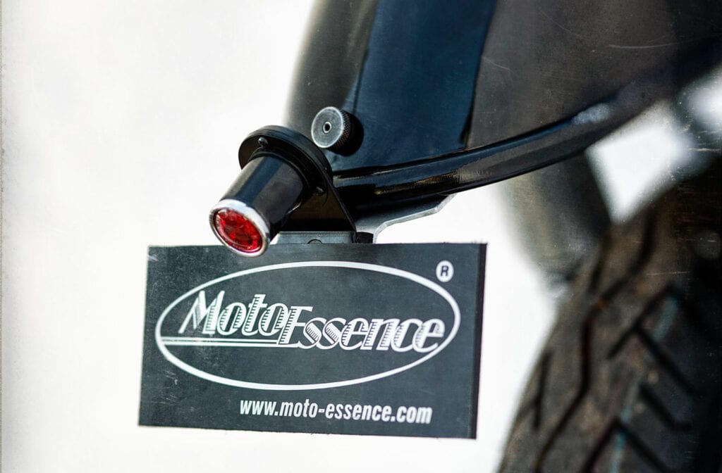 Moto Essence custom BMW